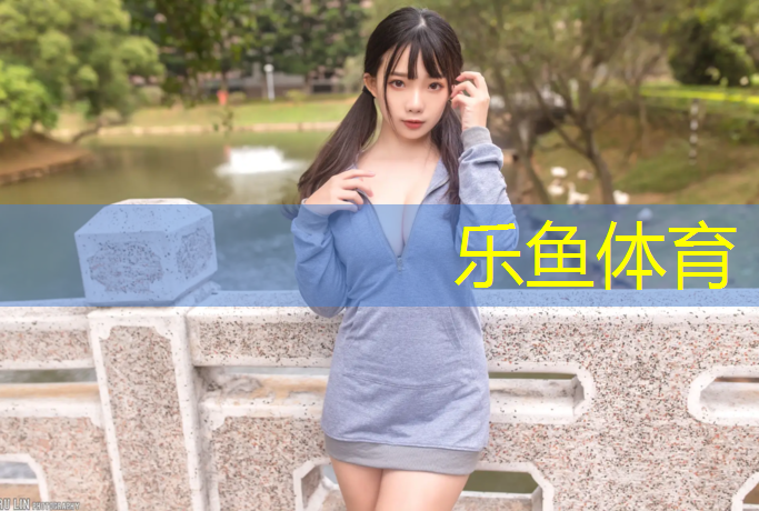 学校塑胶跑道进水鼓包